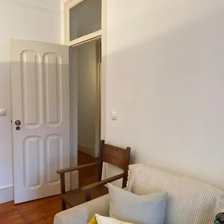 Perfect Flat In The Center * Lisboa