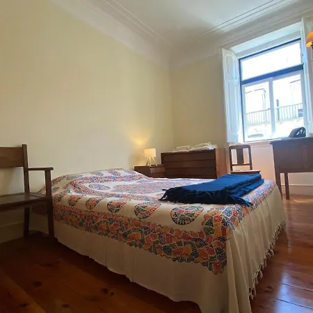 Perfect Flat In The Center * Lisboa