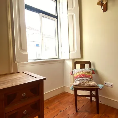 Perfect Flat In The Center *